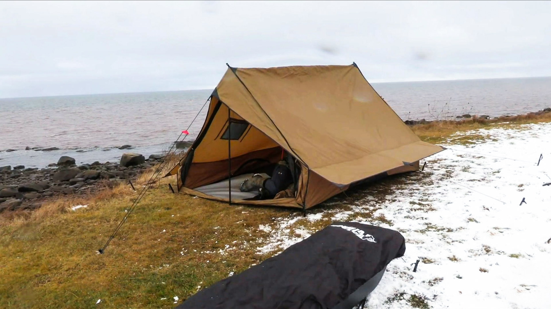POMOLY Camping Hot Tent Wall Tent, Chalet 70 Pro Portable